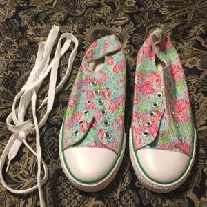 Size 8 Sneakers Brand New